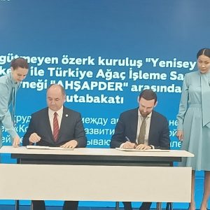 RUS-TÜRK İŞADAMLARI İLE İŞBİRLİĞİ PROTOKOLÜ İMZALADIK